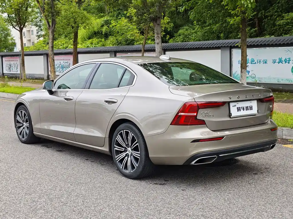 Volvo S60 — миниатюра 4
