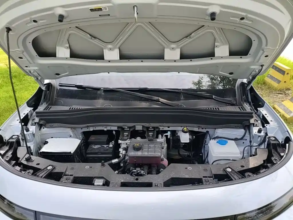 Leapmotor Leapmotor B10 — миниатюра 20