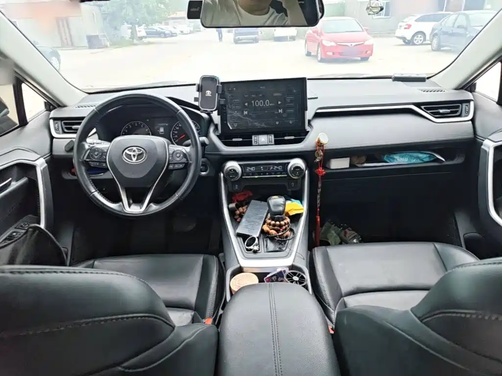 Toyota Wildlander — миниатюра 10
