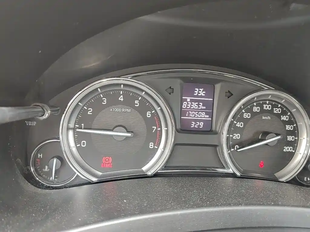Suzuki Alivio — миниатюра 12