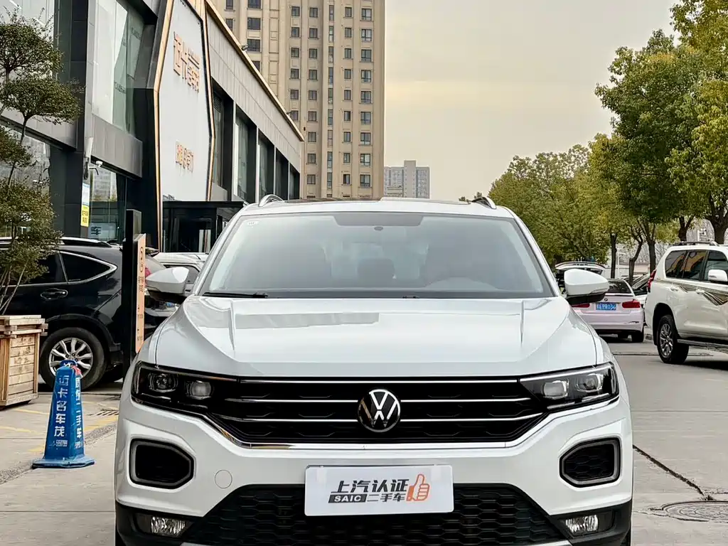 VOLKSWAGEN T ROC EXPLORING SONGS