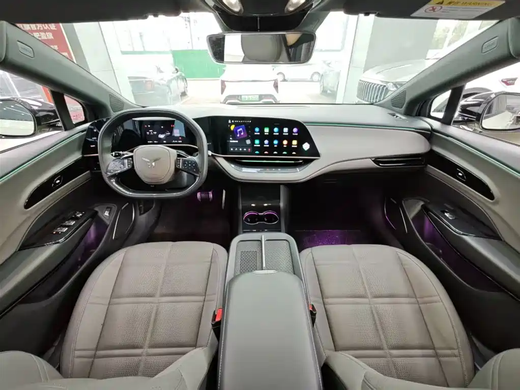 Hongqi EH7 2024 690 Pro