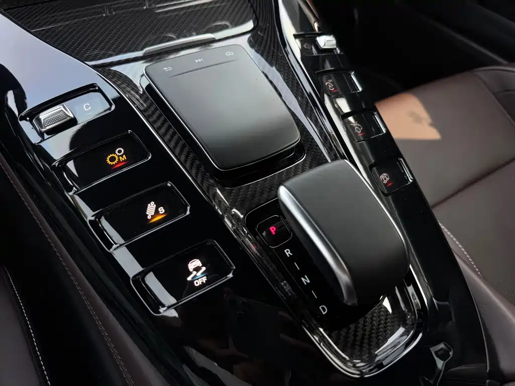 Mercedes-Benz AMG GT — миниатюра 12