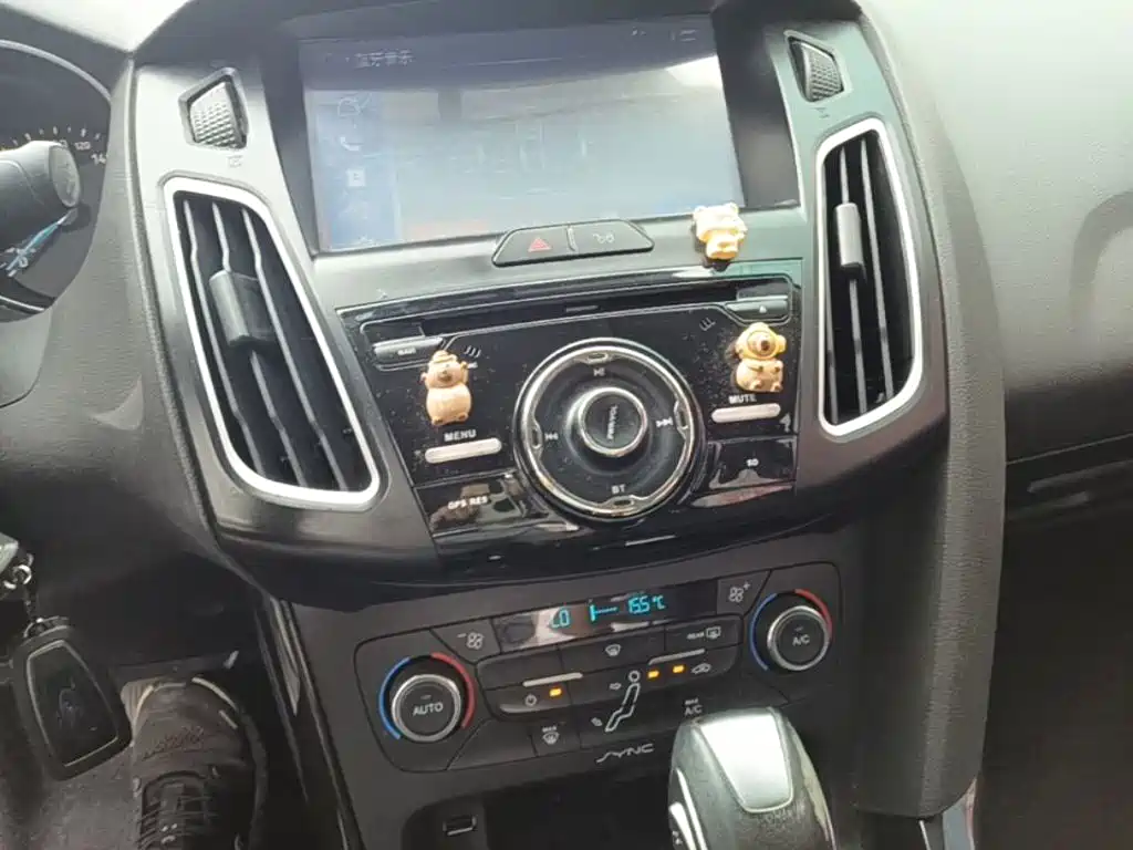 Ford Focus — миниатюра 13