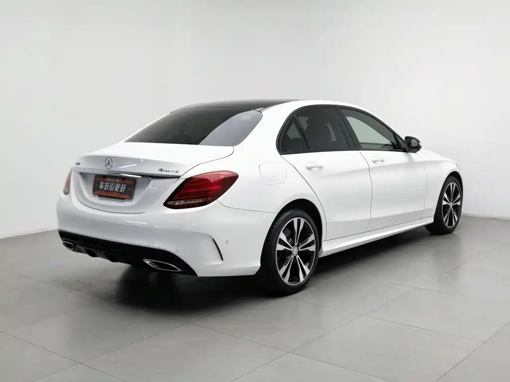 Mercedes-Benz C-Class — миниатюра 2