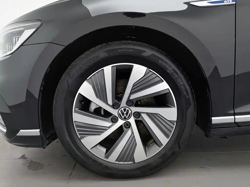 Volkswagen 迈腾 PHEV — миниатюра 17