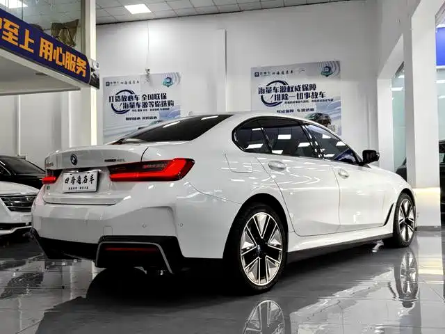 BMW i3 — миниатюра 6