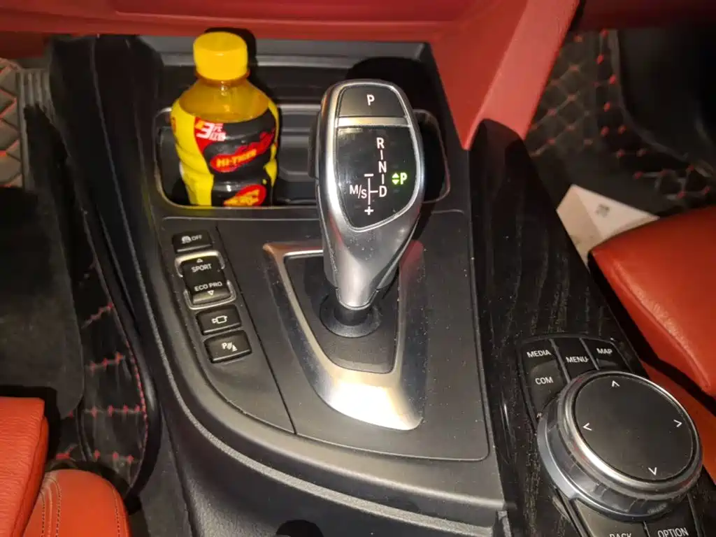 BMW 4 Series — миниатюра 14