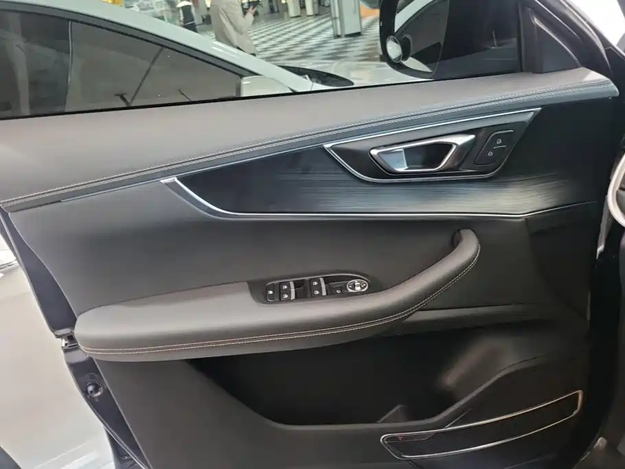 Chery Tiggo 8 — миниатюра 7