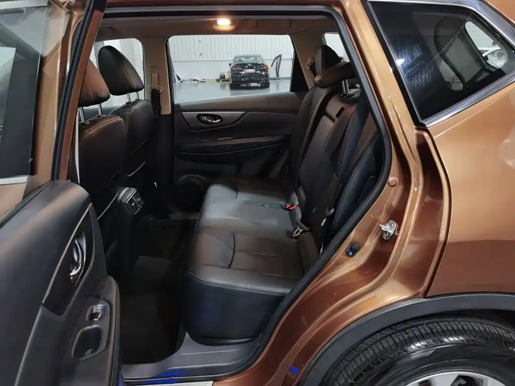 Nissan X-Trail — миниатюра 15