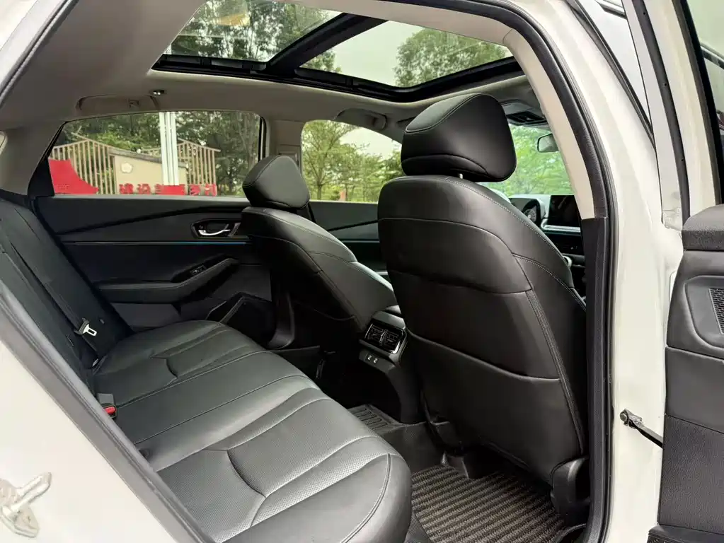 Honda Accord — миниатюра 8