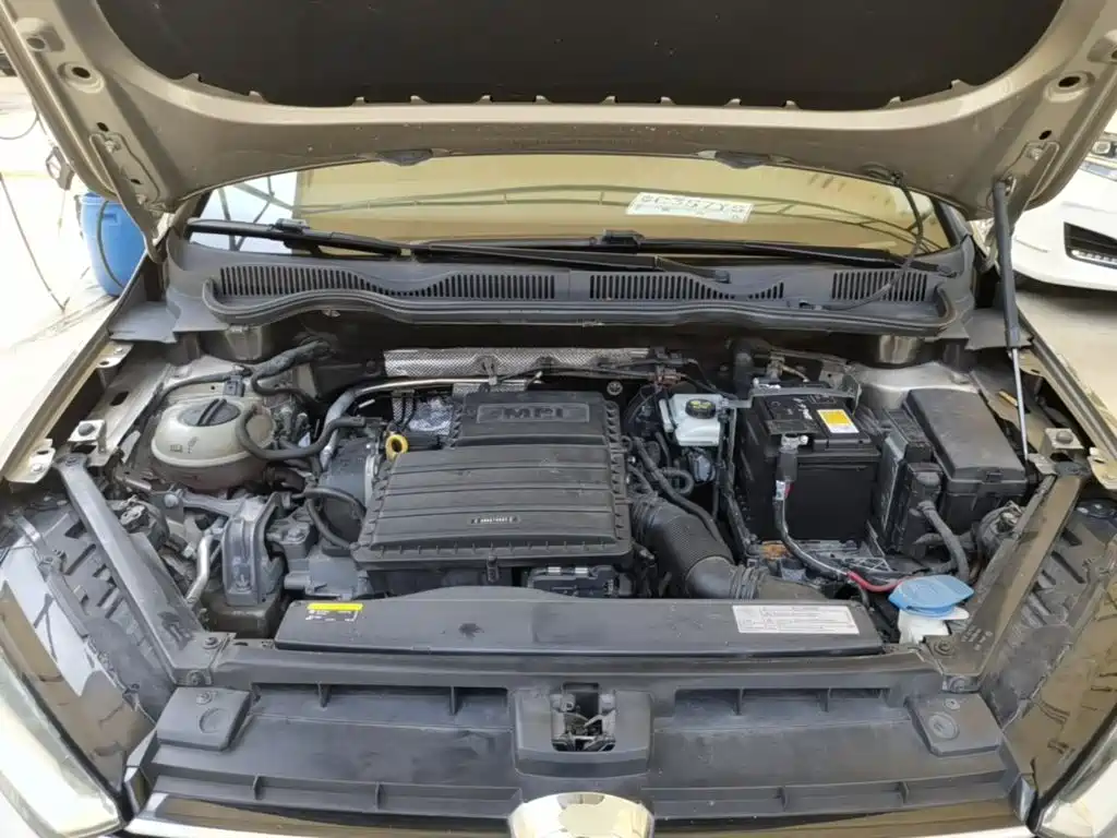 Volkswagen Golf Sportsvan — миниатюра 20