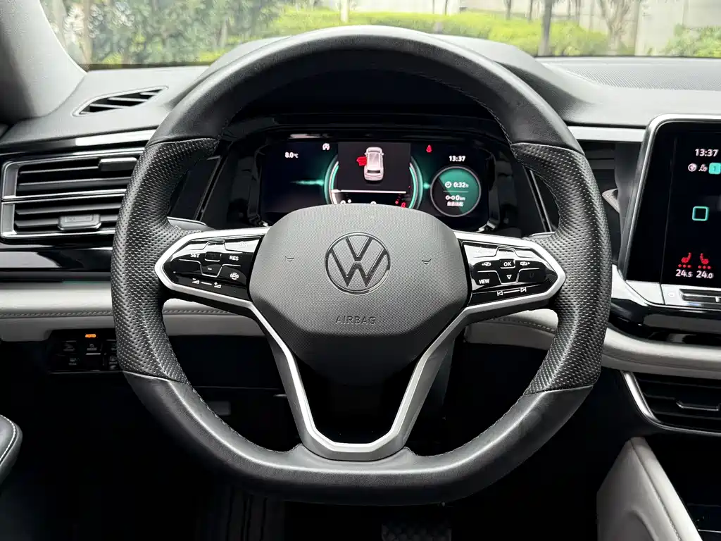 VOLKSWAGEN TOURANG