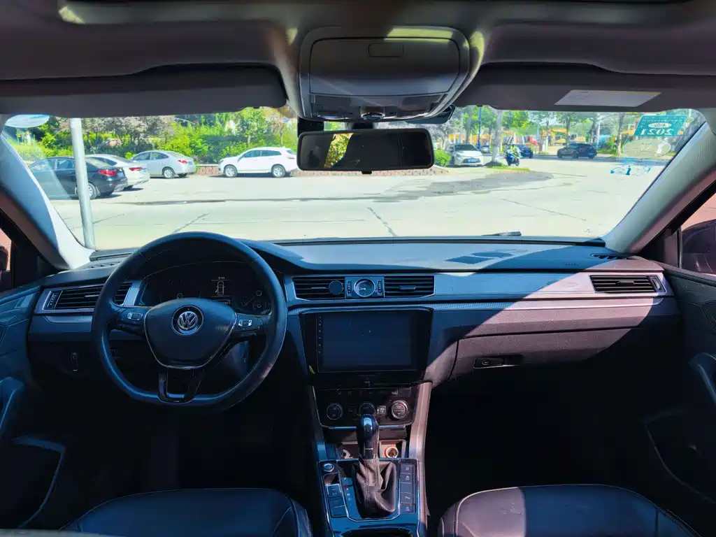 Volkswagen Passat — миниатюра 7