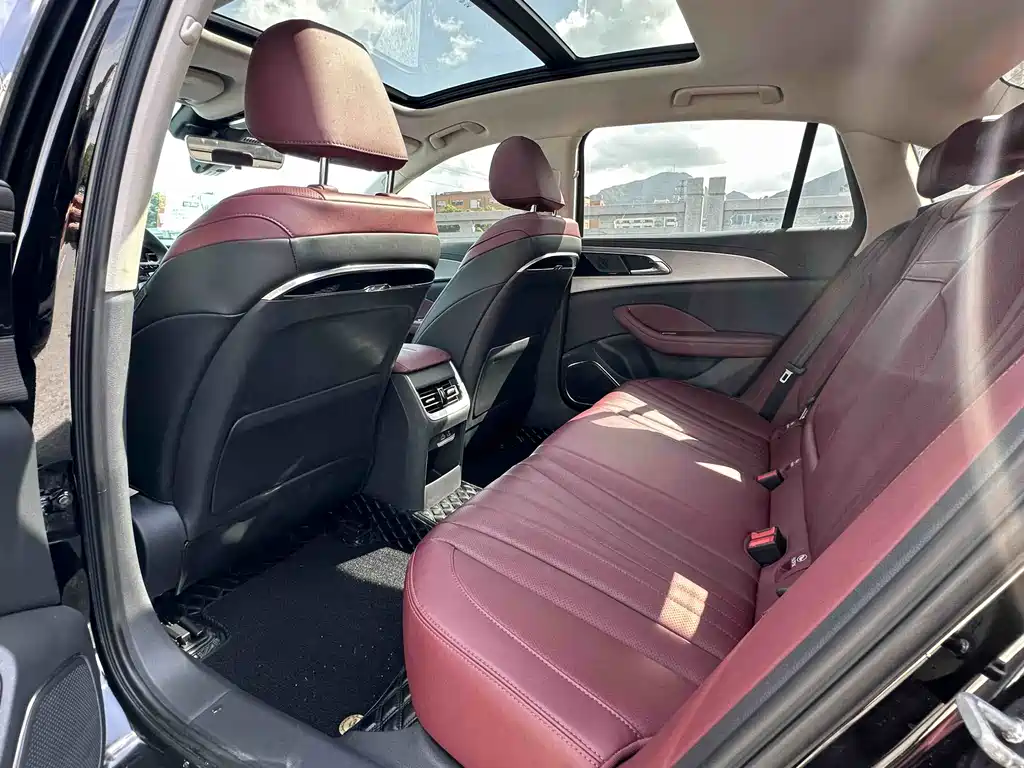 Hongqi Hongqi H5 — миниатюра 5