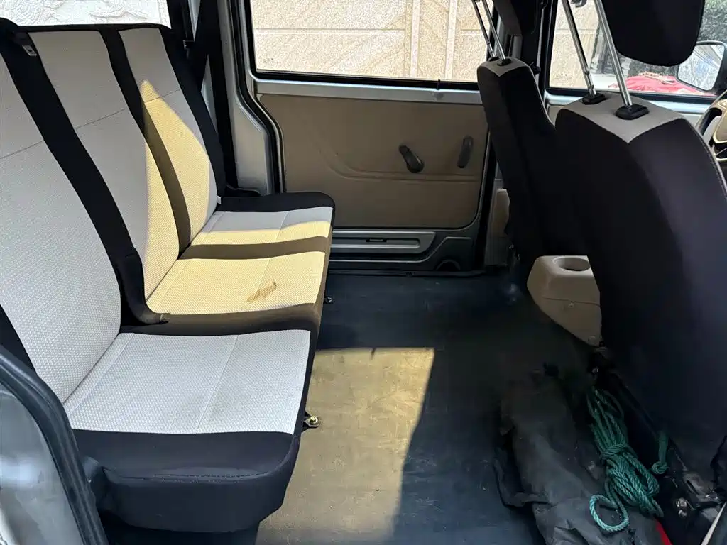 CHANGAN CROSS STAR V3