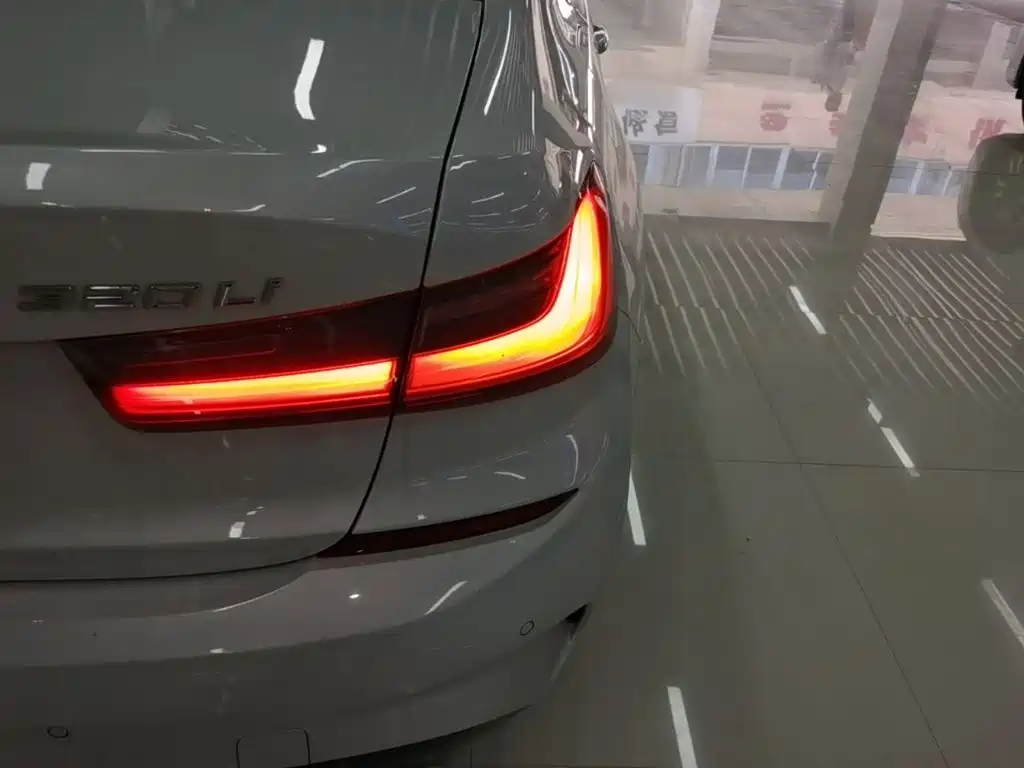 BMW 3 Series — миниатюра 8