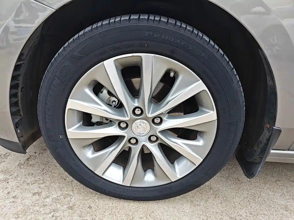 Buick GL6 — миниатюра 23