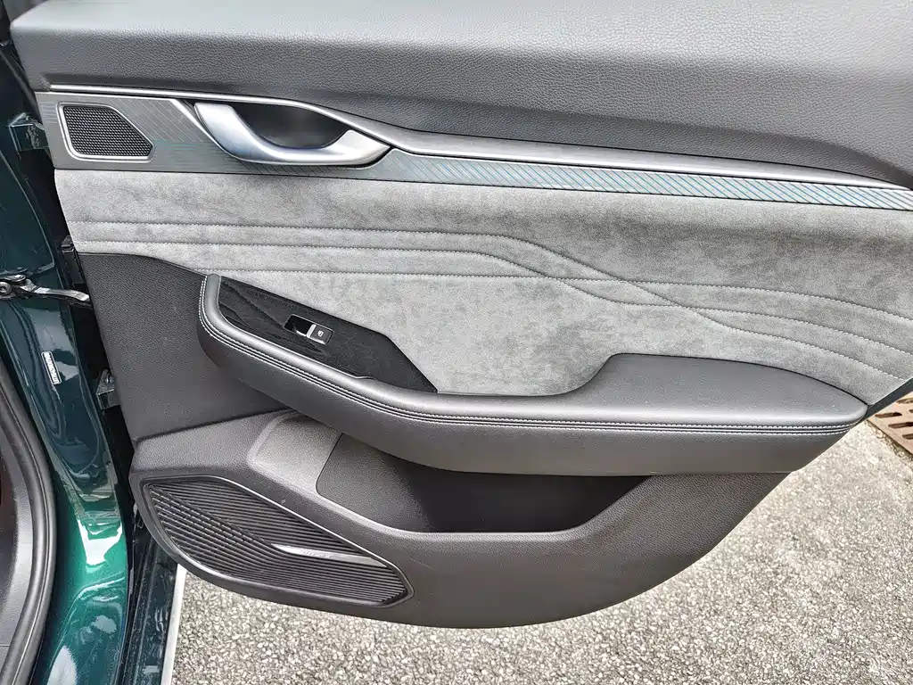 Geely Xingrui — миниатюра 12
