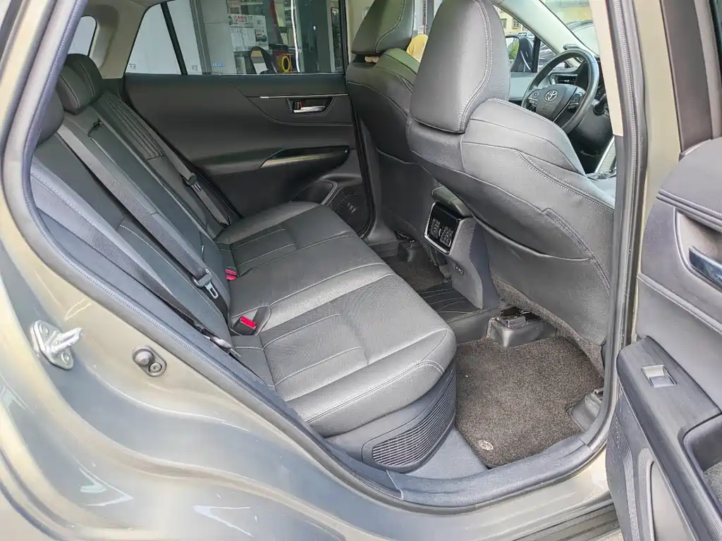 Toyota Harrier — миниатюра 14