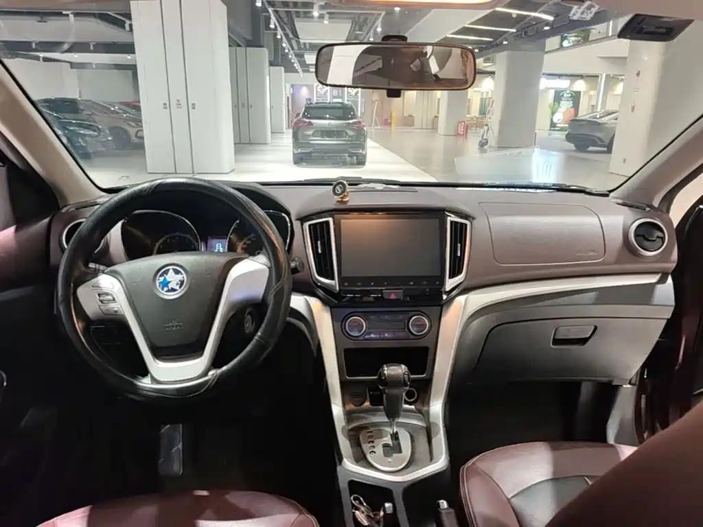 Venucia T70X — миниатюра 10