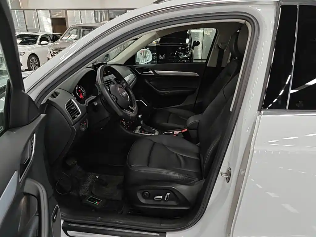 Audi Q3 — миниатюра 16