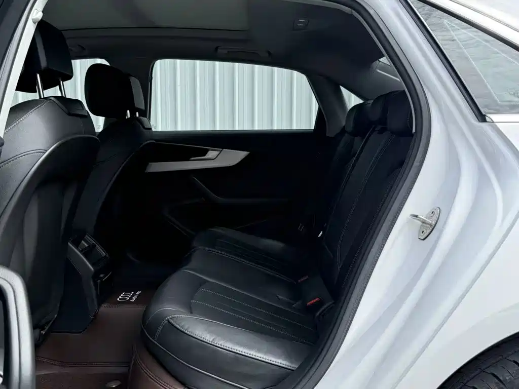 Audi A4L — миниатюра 23