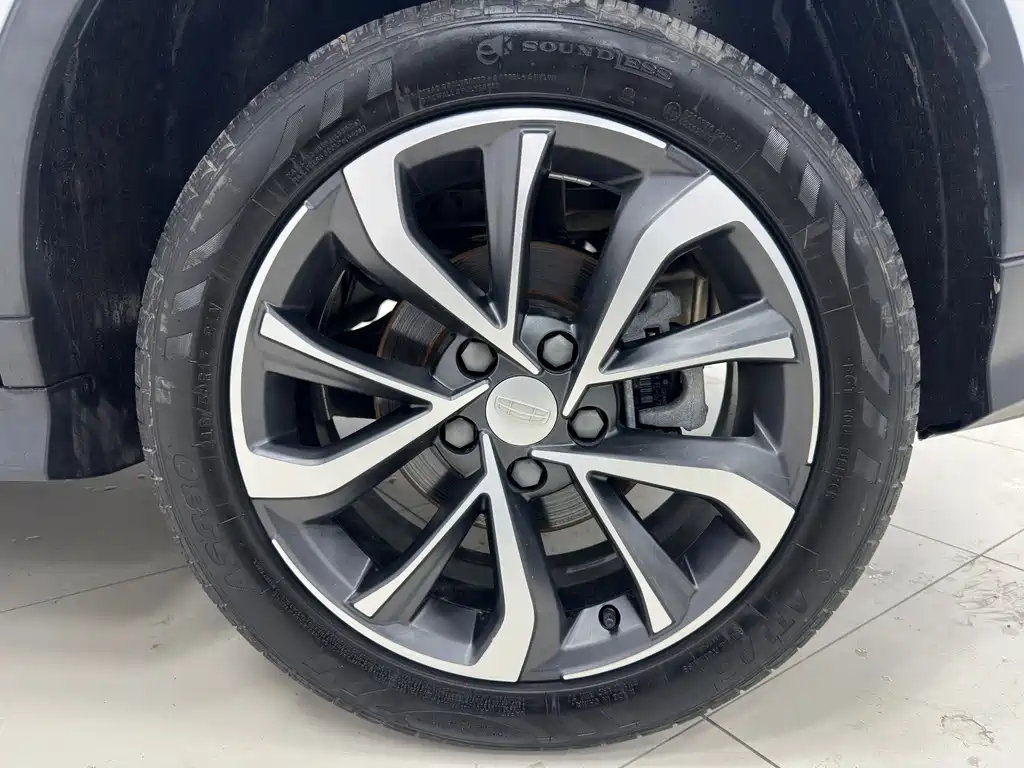 Geely Emgrand S — миниатюра 24