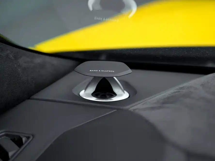Lamborghini Urus — миниатюра 18