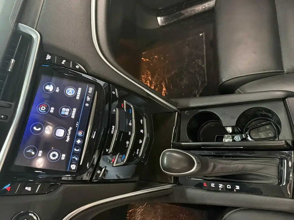 Cadillac XTS — миниатюра 14