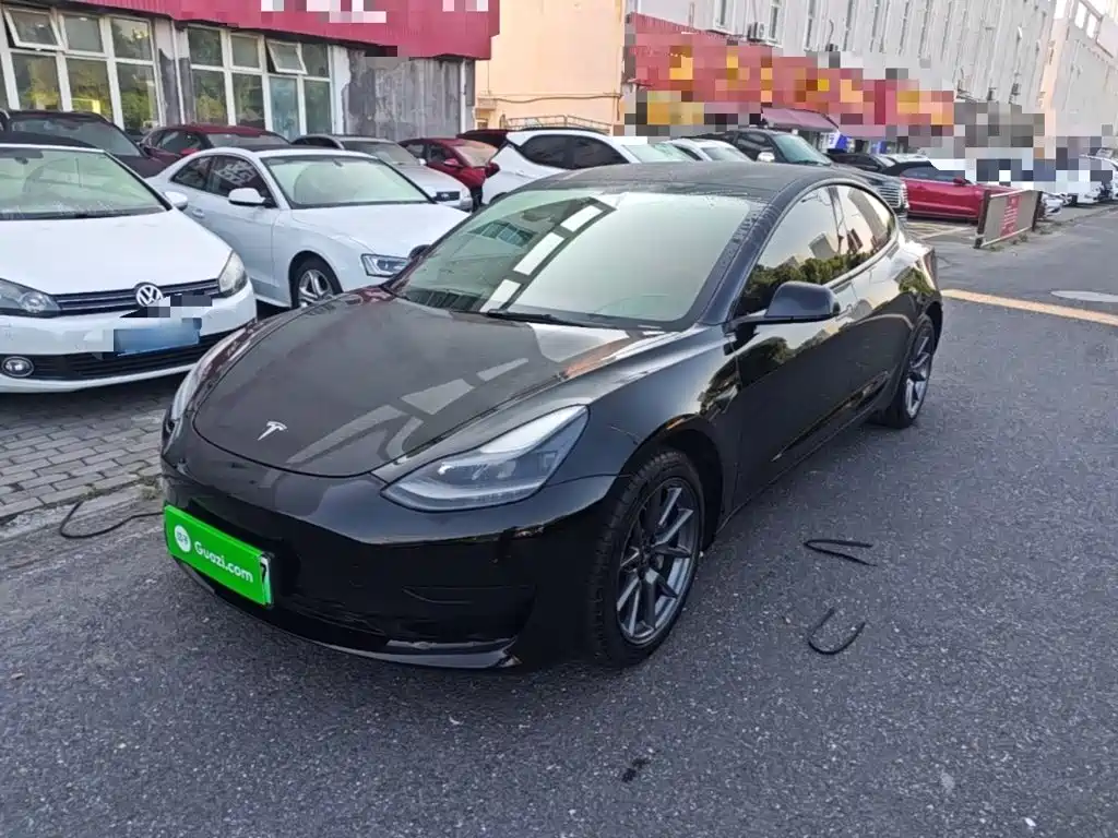 Tesla Model 3 — миниатюра 2