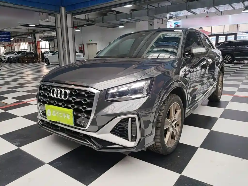 Audi Q2L — миниатюра 2