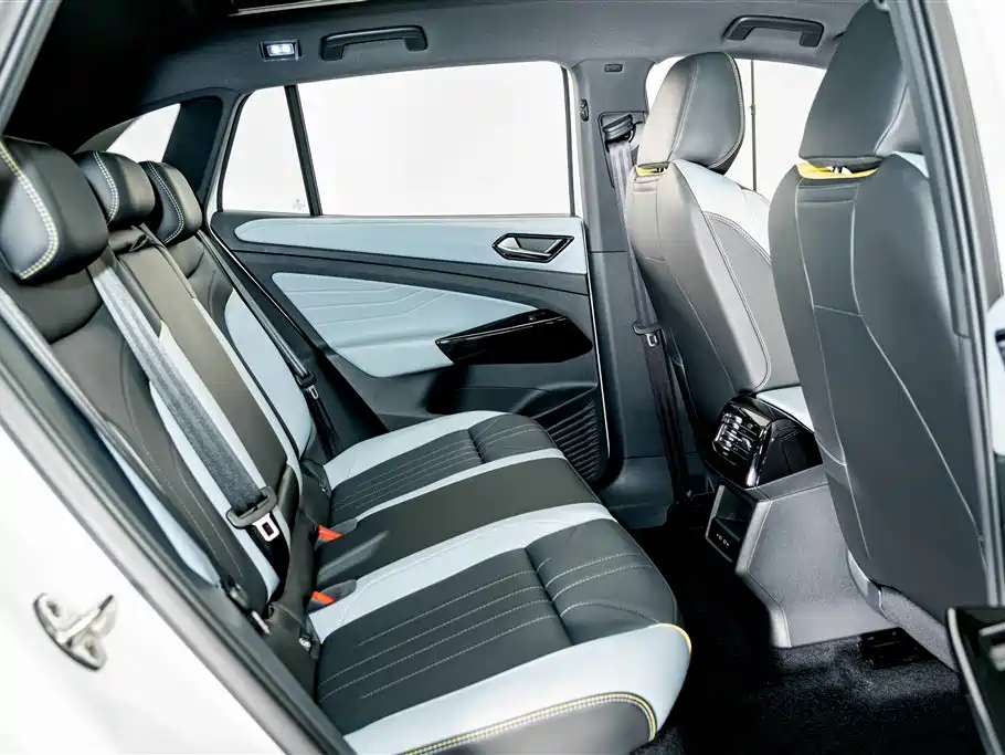Volkswagen ID.4 X 2026 Белый из Китая