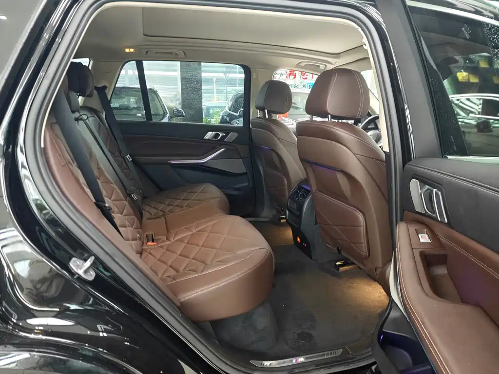 BMW X5 — миниатюра 15