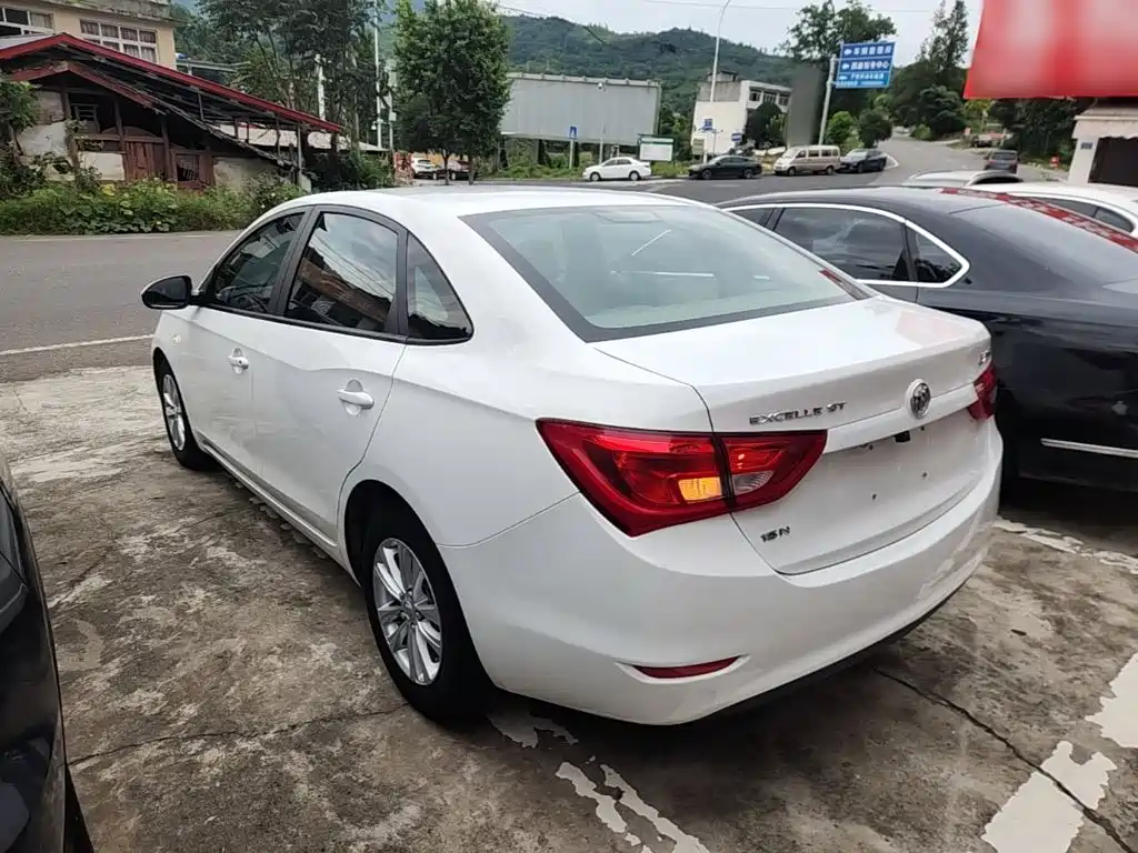 Buick Excelle — миниатюра 5