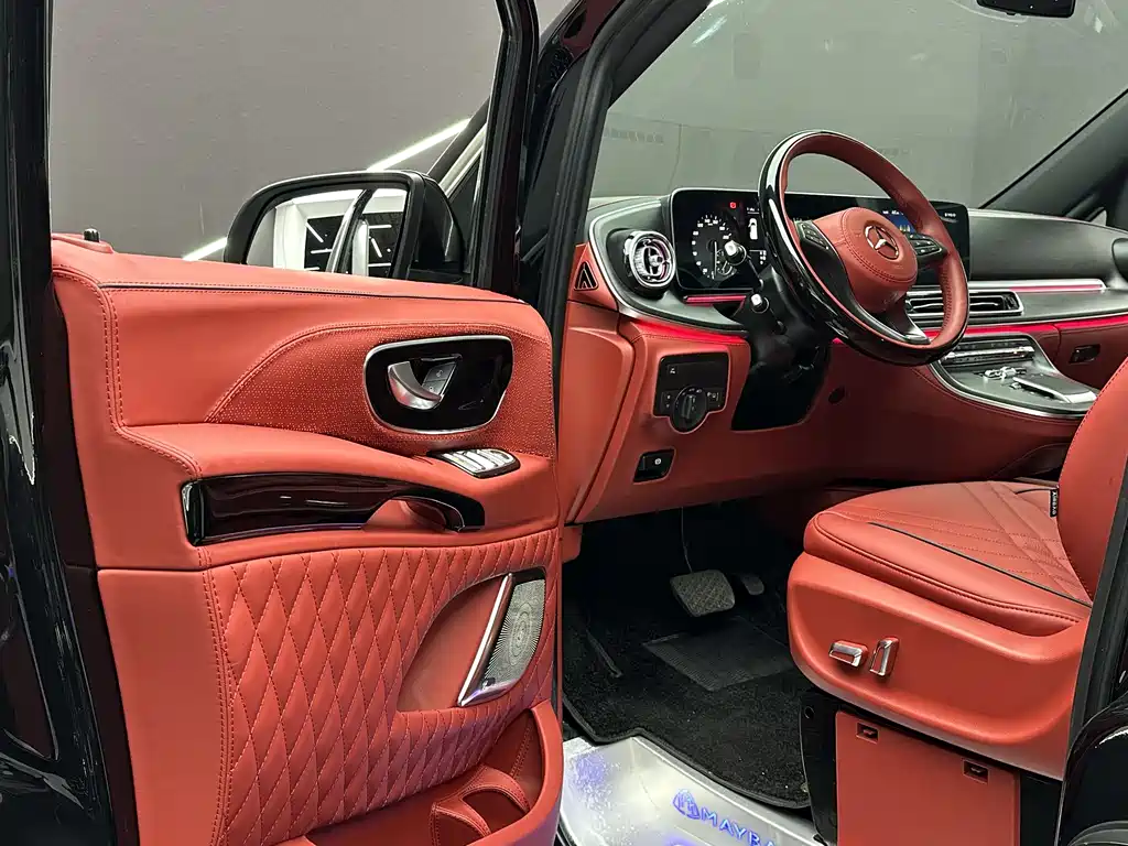 Mercedes-Benz Vito 2021 2.0T 7 мест
