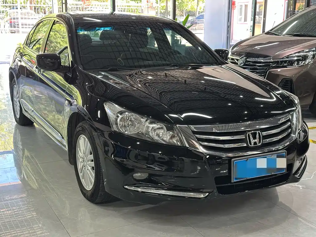 Honda Accord — миниатюра 2
