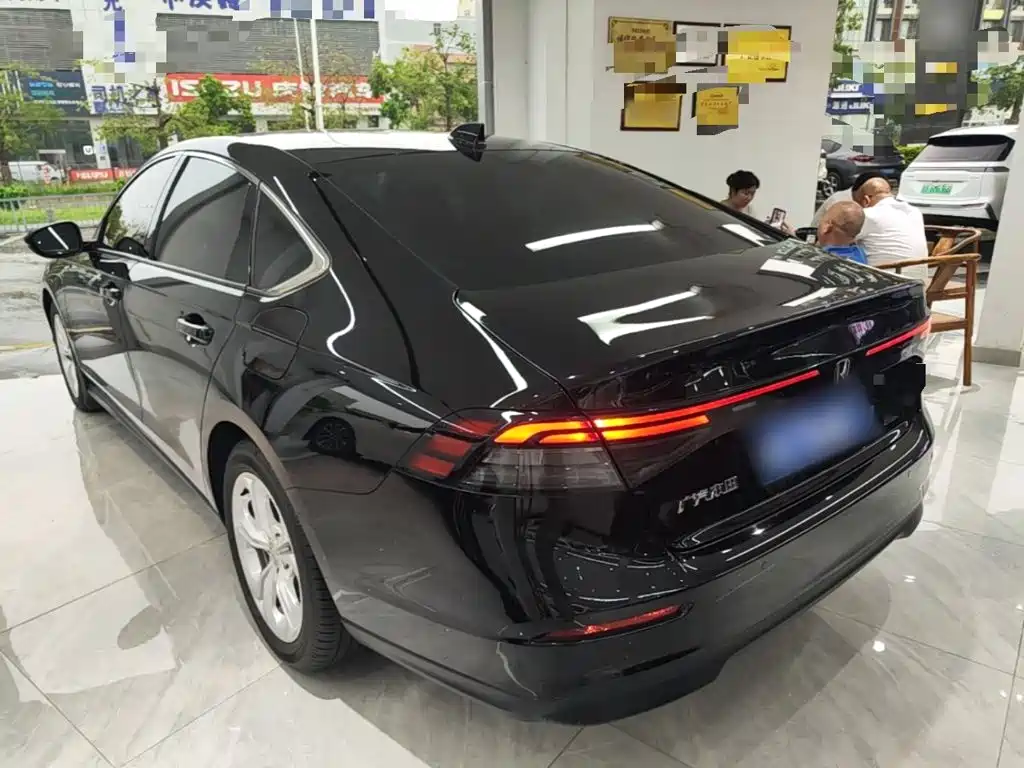 Honda Accord — миниатюра 5