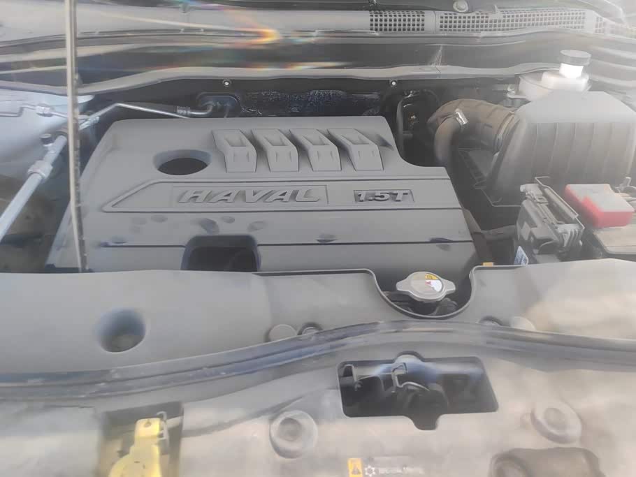 Haval Haval M6 1.5 л 2021 г. Белый, пробег 12200 км