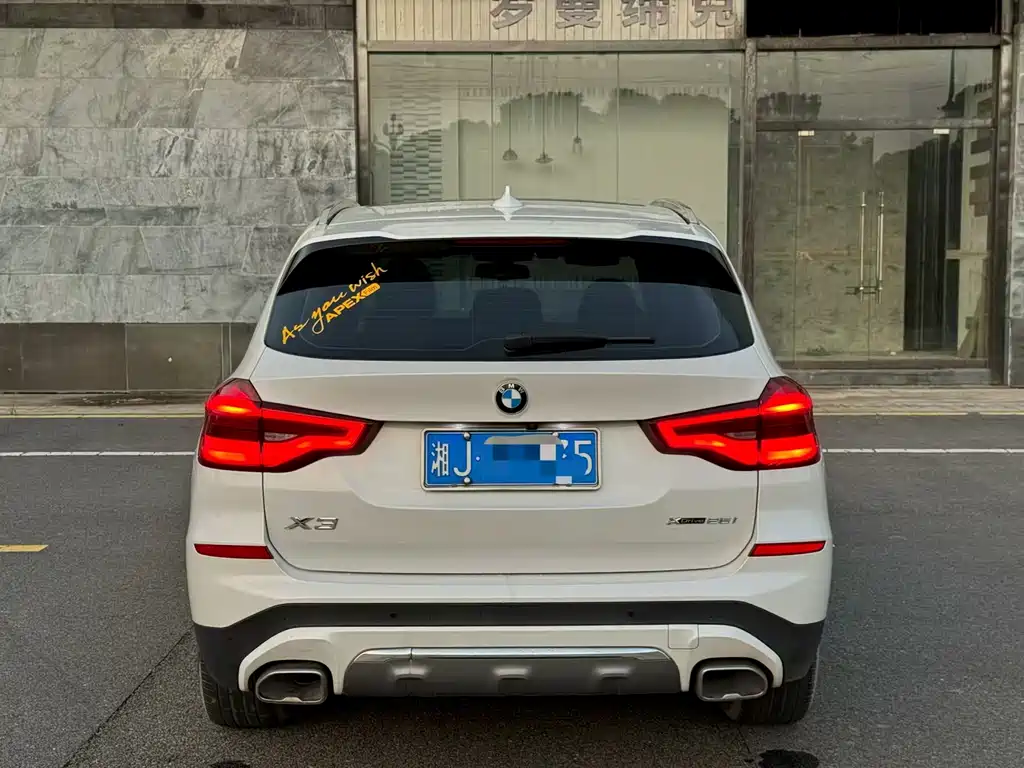 BMW X3 — миниатюра 8