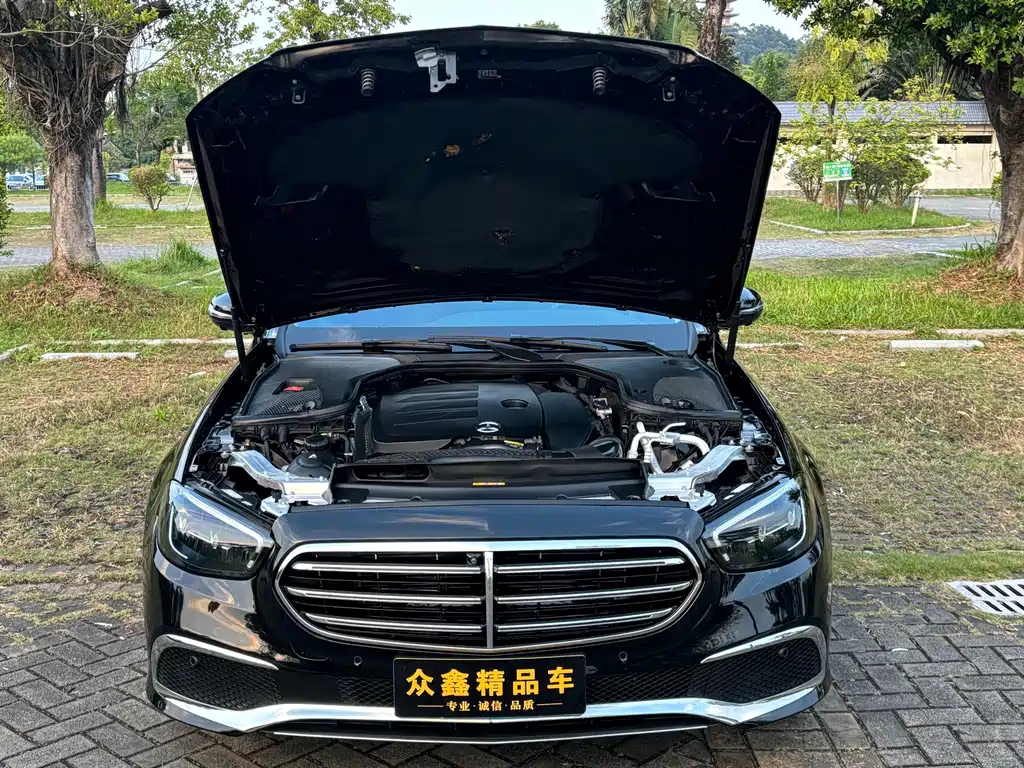Mercedes-Benz E-Class 2023 — фото 15