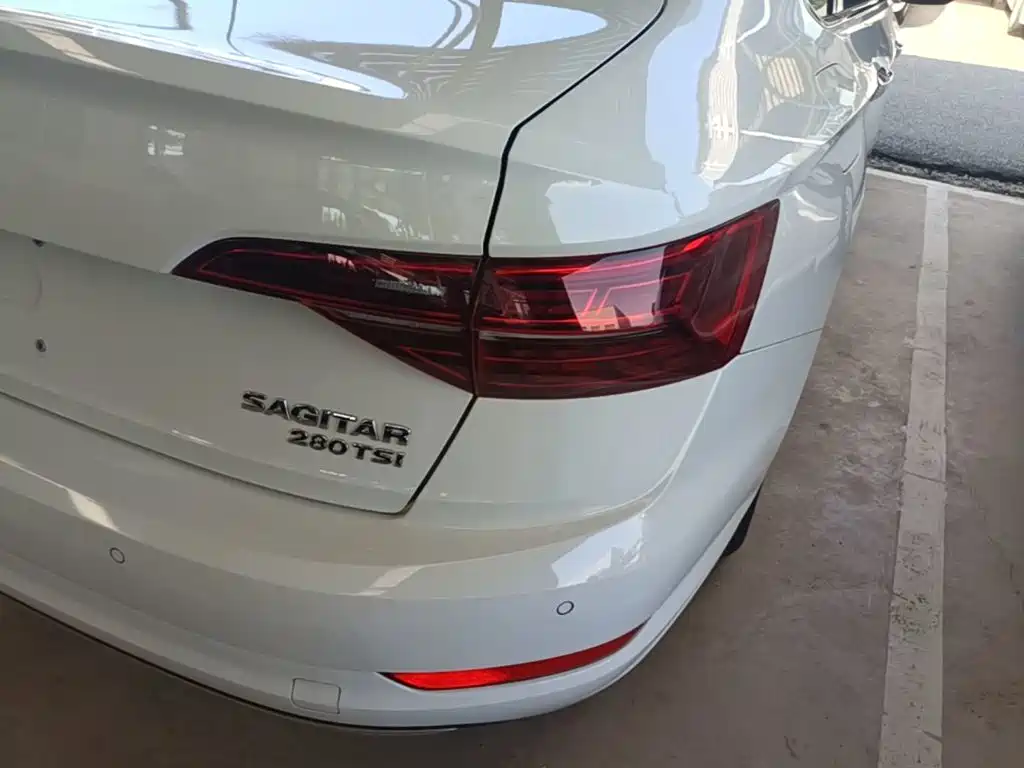 Volkswagen Sagitar — миниатюра 8