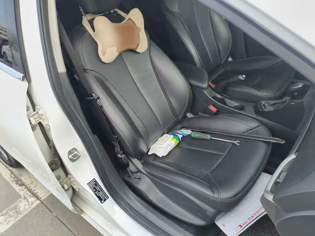 Buick Excelle — миниатюра 25