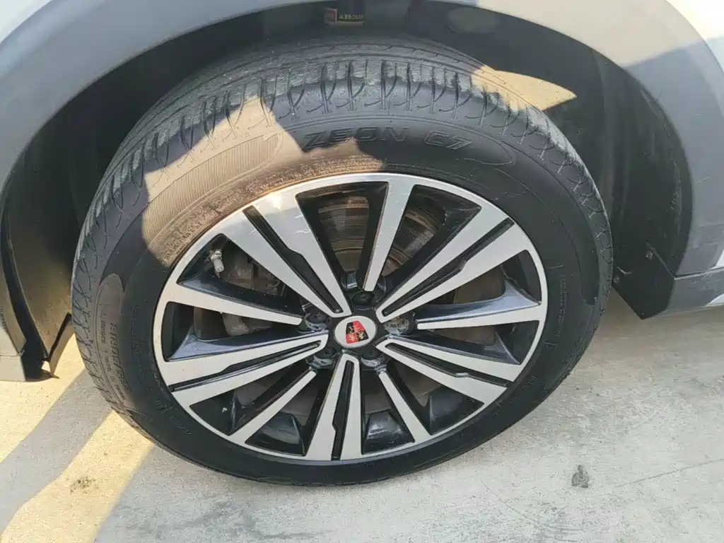 Roewe RX5 — миниатюра 23
