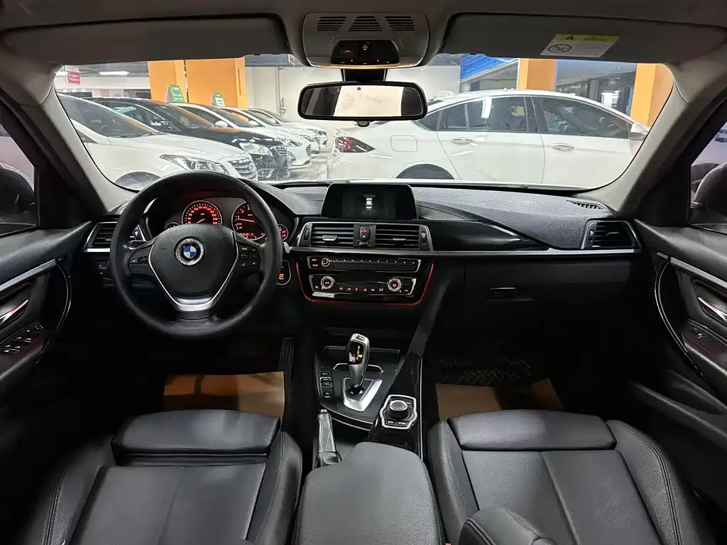 BMW 3 Series — миниатюра 4