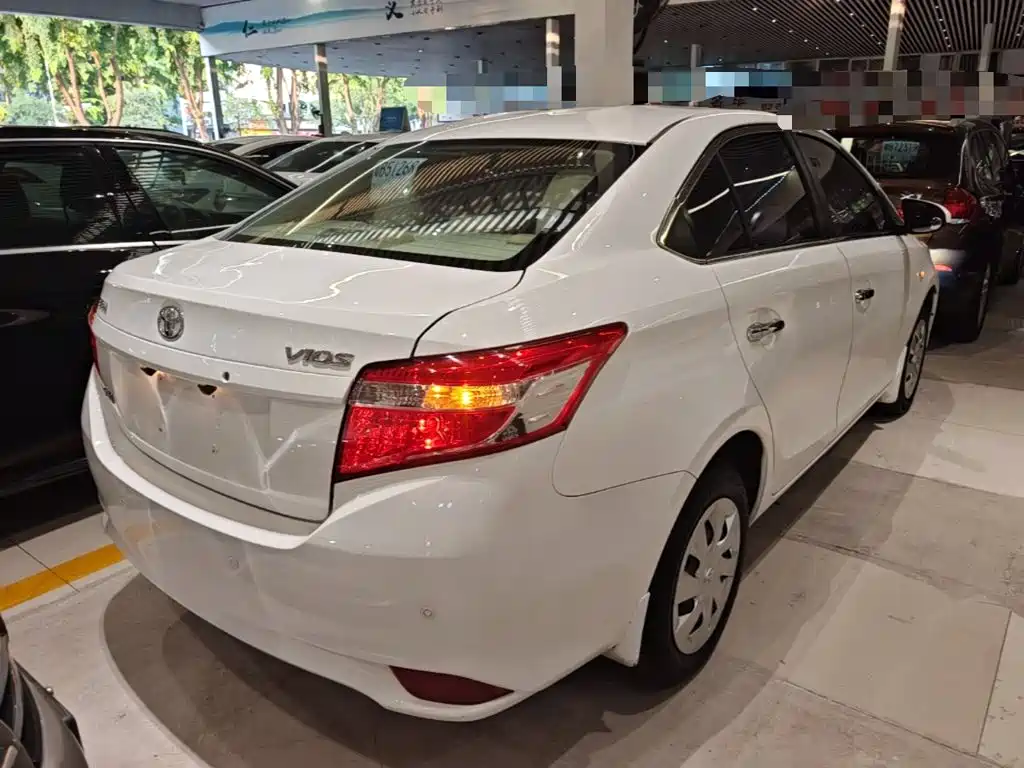 Toyota Vios — миниатюра 7
