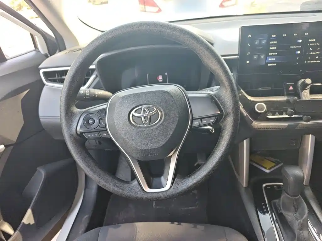 Toyota Frontlander — миниатюра 6