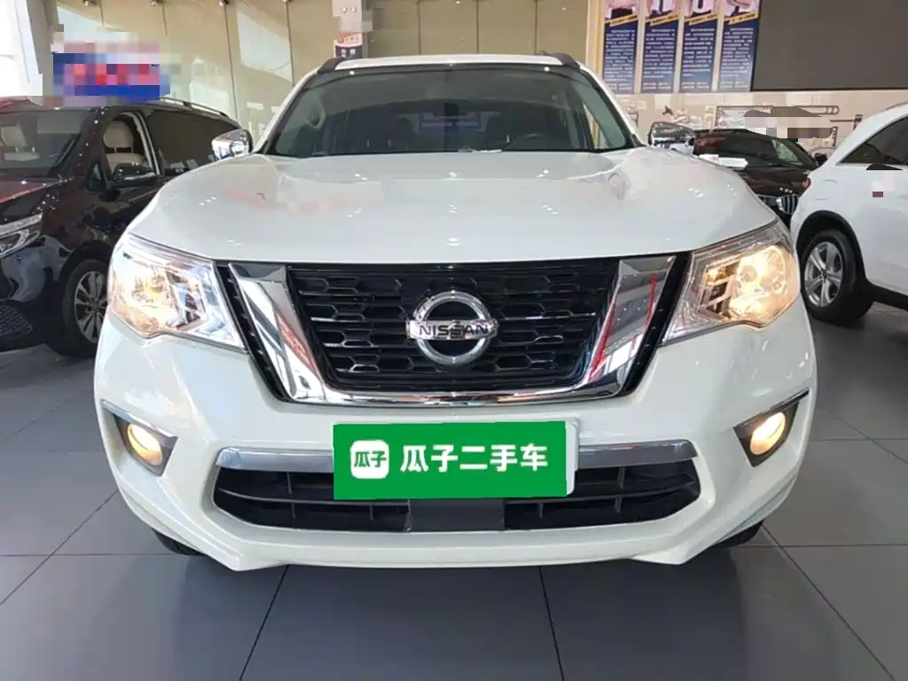 Nissan Terra — миниатюра 3