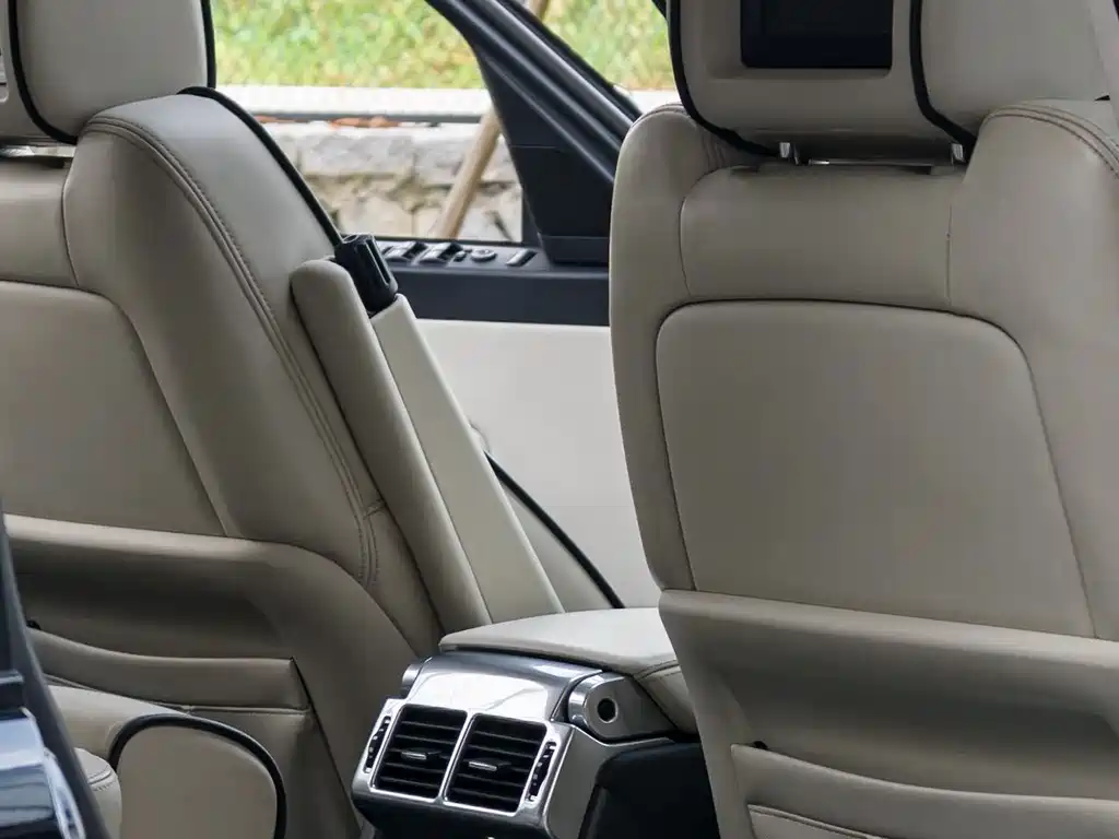 Land Rover Range Rover — миниатюра 20