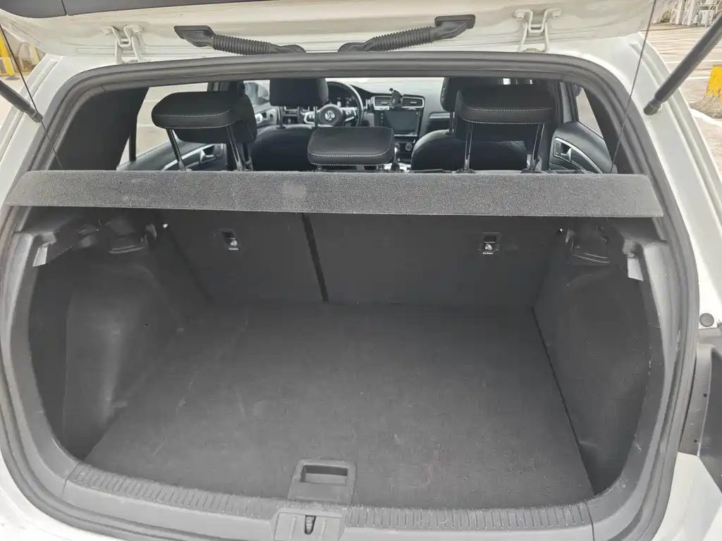 Volkswagen Golf — миниатюра 16